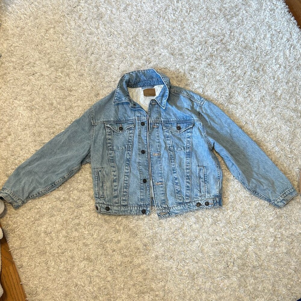 American Eagle Jean Jacket Size Small